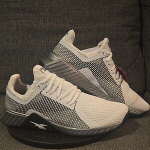 Reebok Men's White and Gray Sneakers